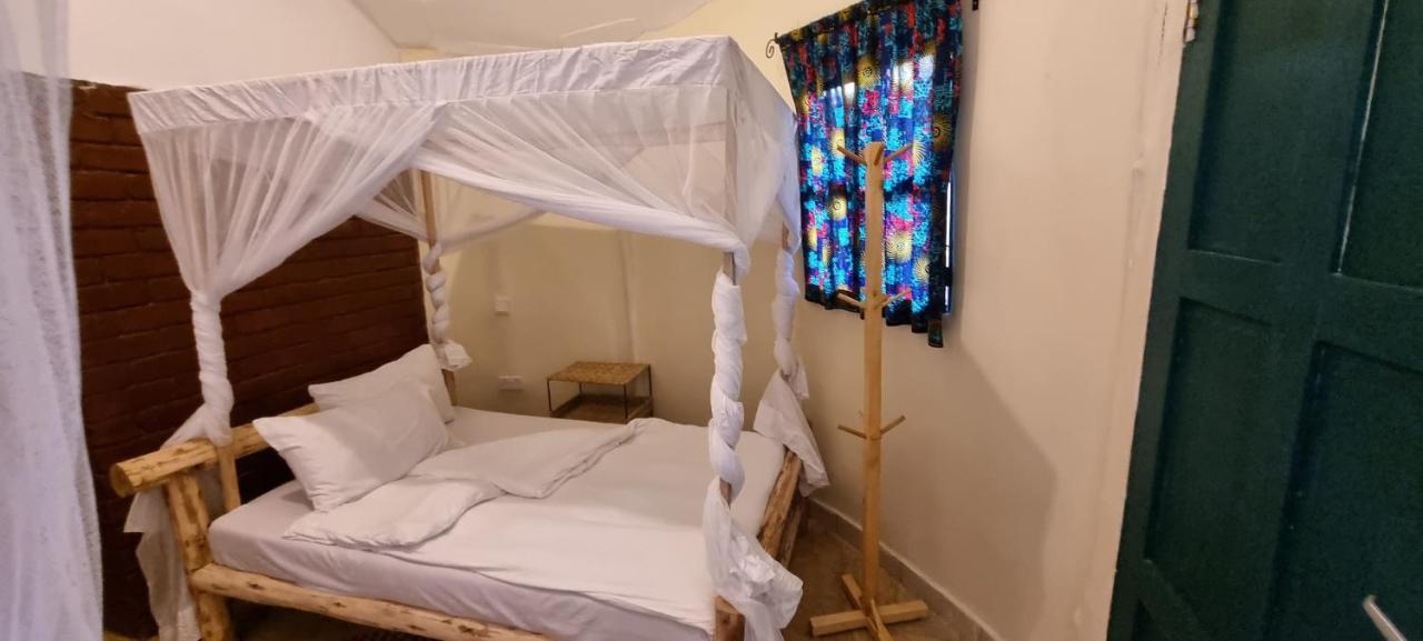 Хостел Kizumba House Аруша Экстерьер фото